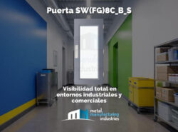 Puerta SW(FG)8C_B_S: Visibilidad total y desempeño confiable en entornos industriales y comerciales